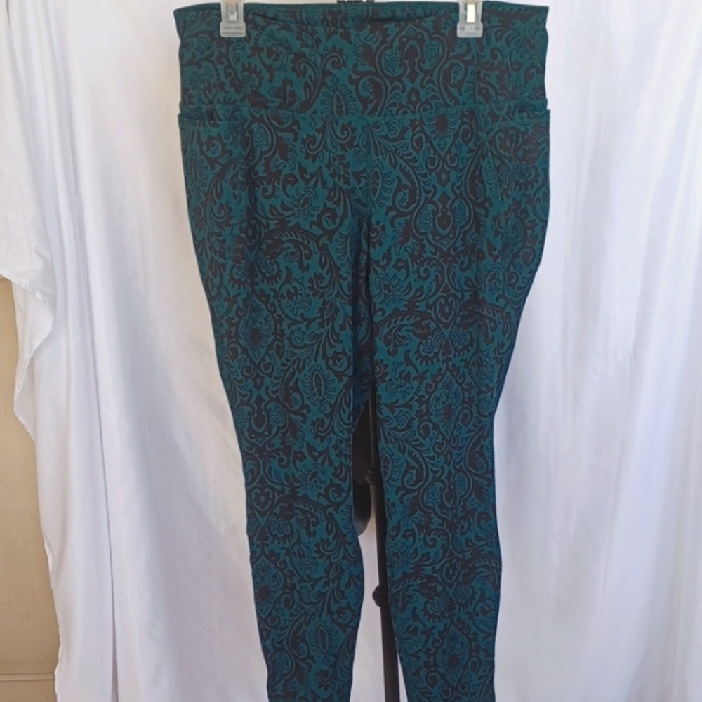 Livi Leggings, paisley pattern, green & black, 18/20